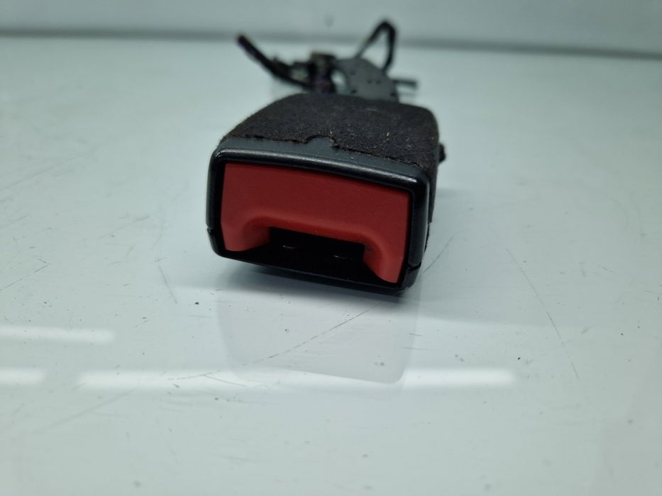 Capsa centura dreapta fata Seat Leon (5F1) [Fabr 2012-2018] 5F0857756