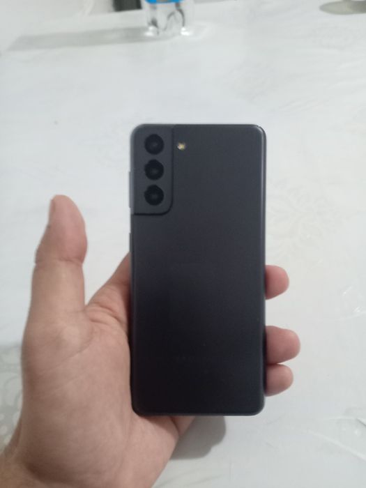 Продам  самсунг с21