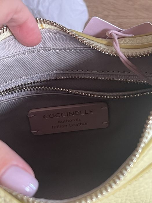 Poseta din piele COCCINELLE