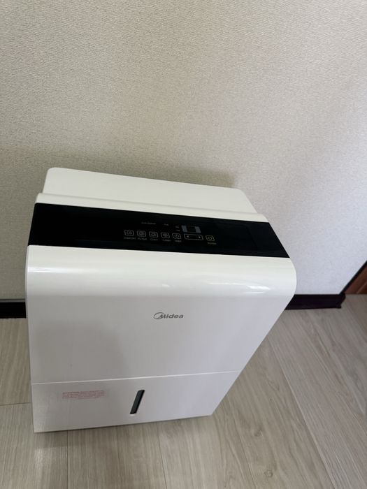 Продажа осушителя воздуха Midea 65кв (MDDP-30DEN7)