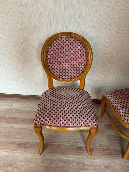 стулья чисто дерево