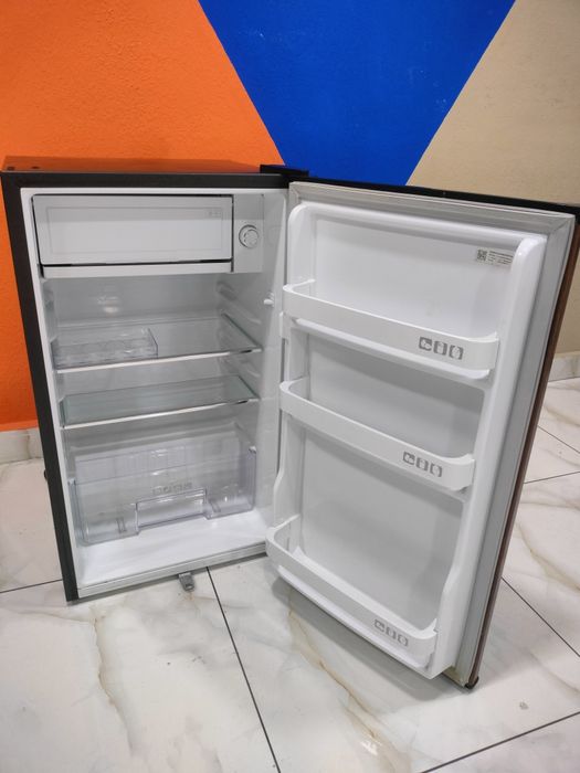 Компактный холодильник ARTEL HS 117RN, 82л