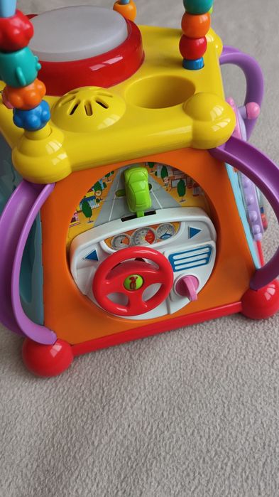 Интерактивен куб Hoodle