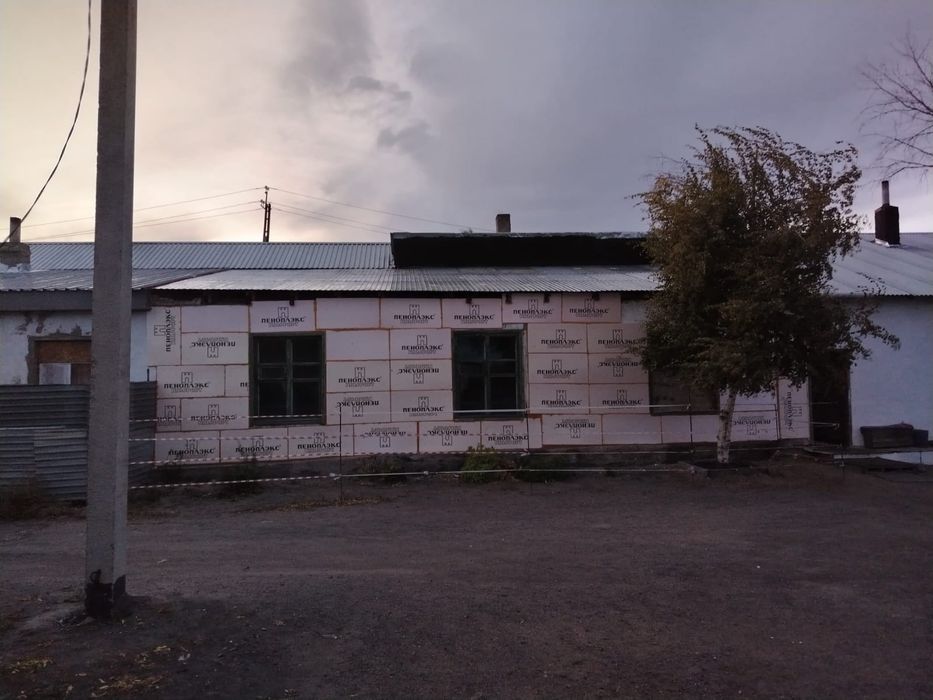 Продаю барак общий вход.