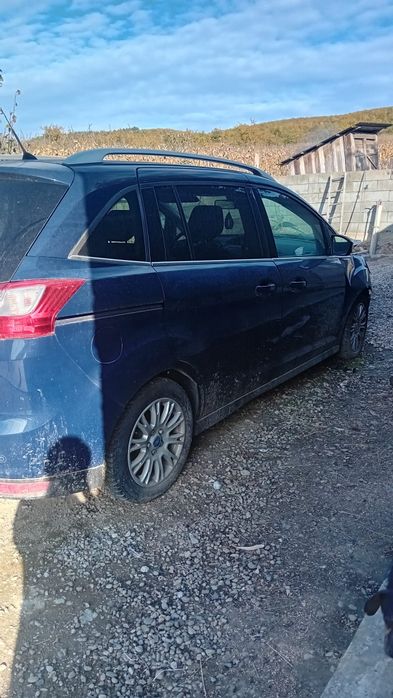 Ford grand c max 2011 avariat fata