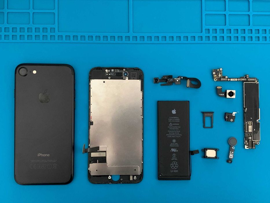 iPhone 7 на части