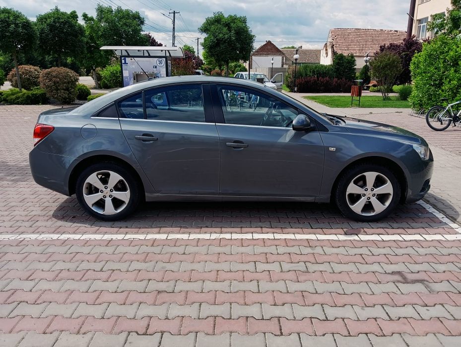 Chevrolet Cruze 2010