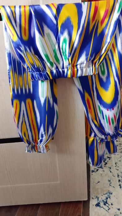 Продам узбекский костюм для девочки