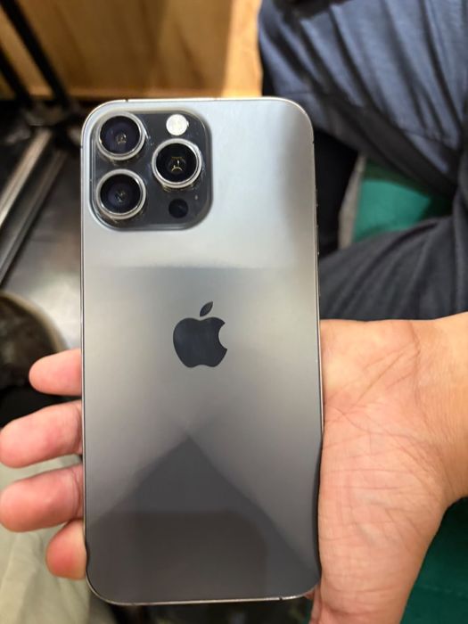 IPHONE 16 pro max