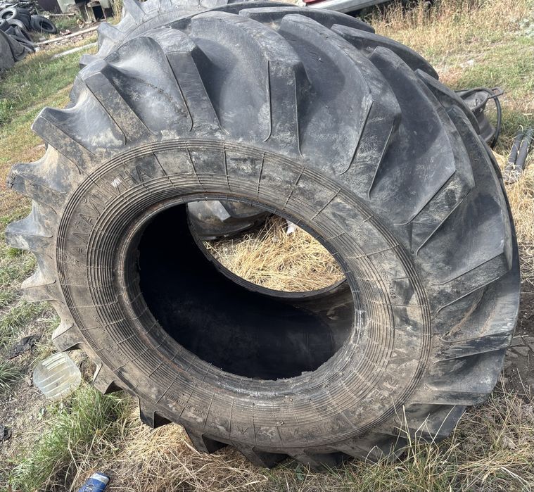 Продам балон на комбайн 21,3-24