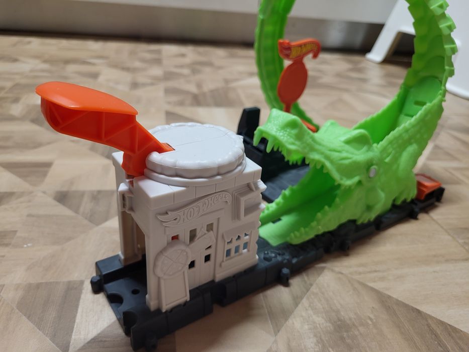 Писта Hot wheels