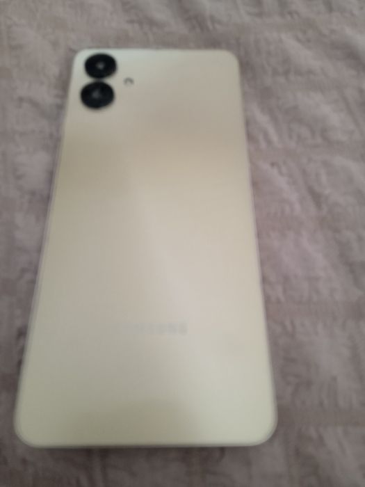 Samsung galaxy A 06 Срочно сотилади.