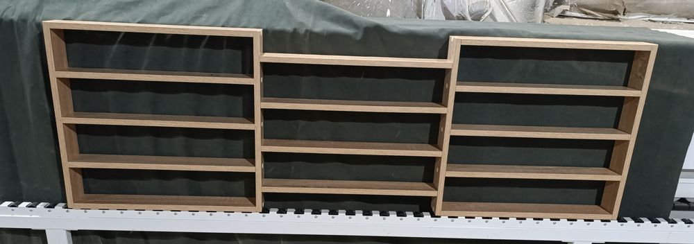 Полка для лаков и прочего