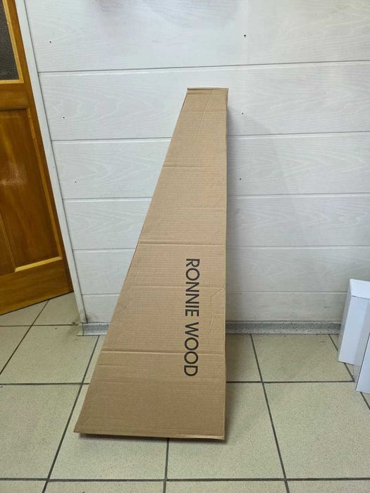 Гитара новая шестиструнная