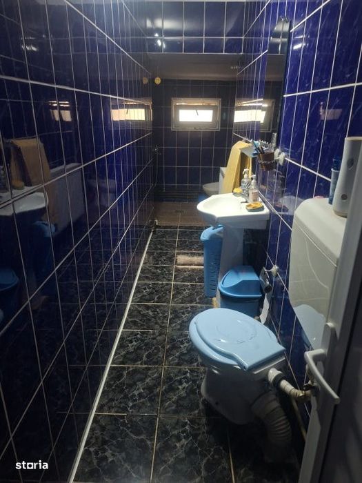 Casa Cu Teren 471 Mp -Ideal  Pentru Locuit Sau Investitie.