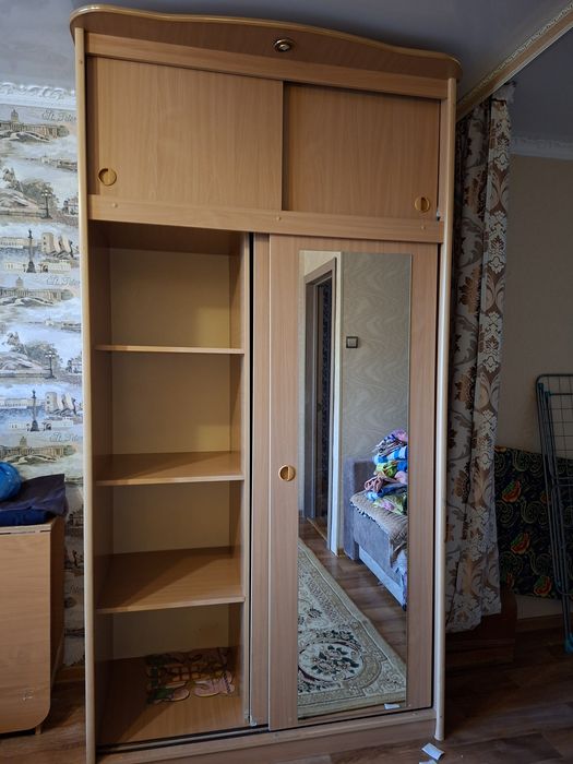 Продам шкаф купе в хорошем состоянии