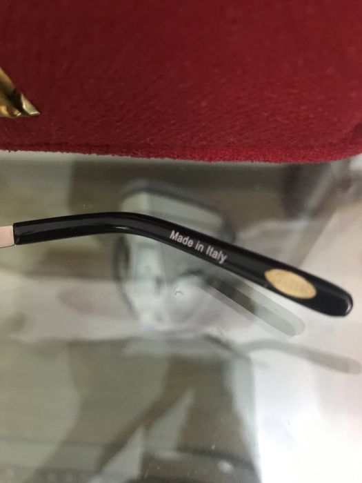 Продам солнцезащитные очки