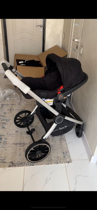 Продаю коляску б/у