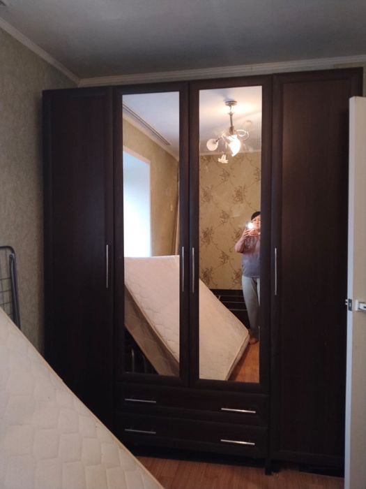 Продам спальный гарнитур