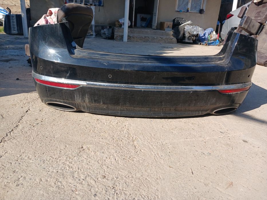 Задний бампер на КИЯ  К7 2013года