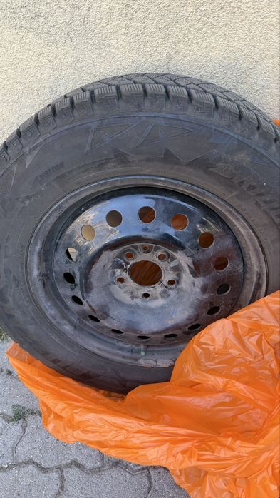 235/65/17 Bridgestone
