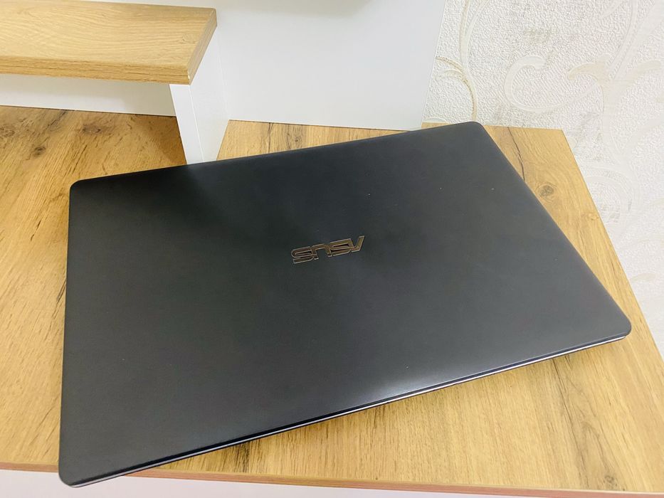 Ноутбук Asus x550CA