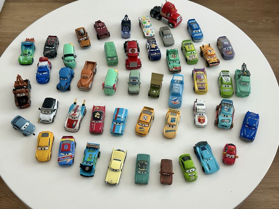 Mattel Disney/Pixar Cars - Lux Edition
