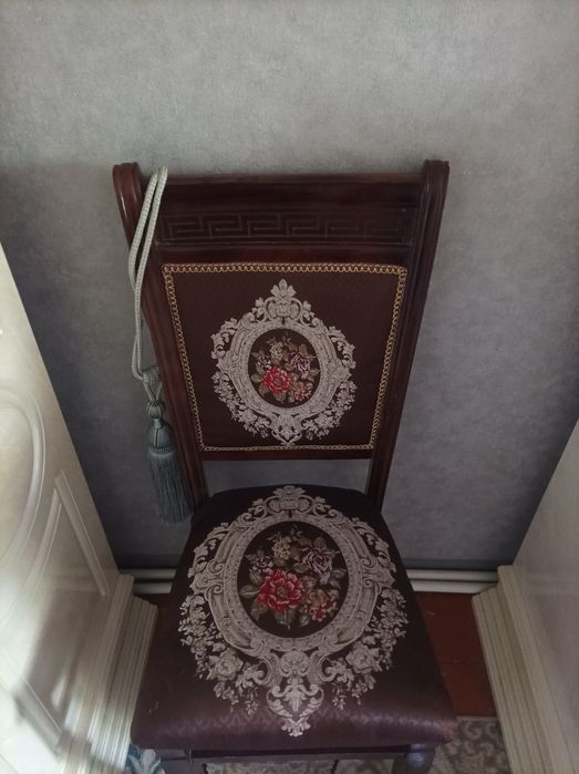 12 talik stol stul sotiladi