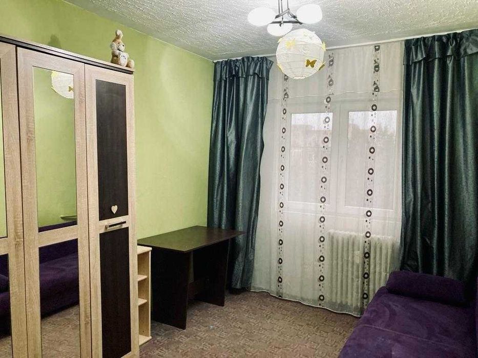 Vând apartament 4 camere DECOMANDAT, 86 mp, Aurel Vlaicu-Bloc izolat