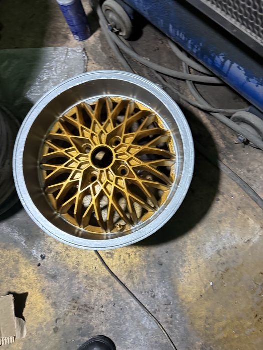 Продаю Титанки Оригинальное 15 размер