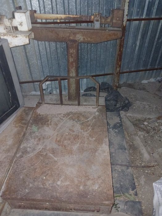 Продается Весы 500кг