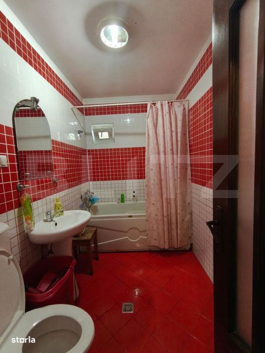 Apartament 2 camere, 43 mp, zona Manastur