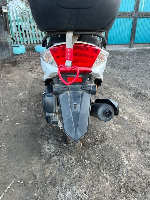 Продам. Скутер м11