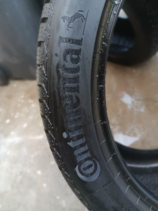 Vând anvelope iarnă Continental
