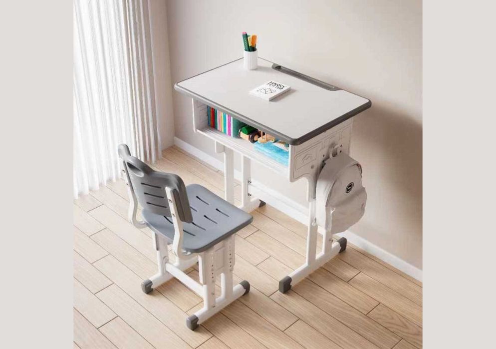 Стол и стульчик с регулировкой высоты парта подарок школьникам dm17