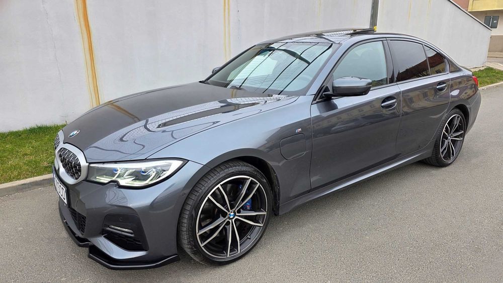Vand/Schimb BMW 330e 2021 Full M 292CP XDrive automat TVA deductibil