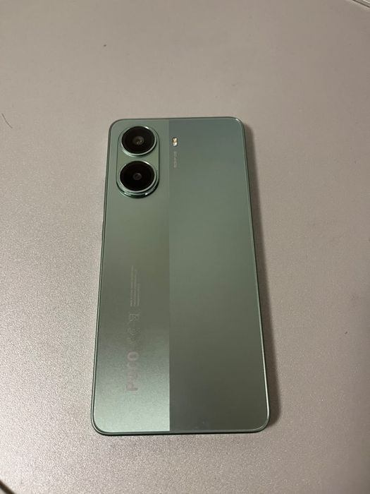 Poco x7pro 256/8 обменяю на флагманы