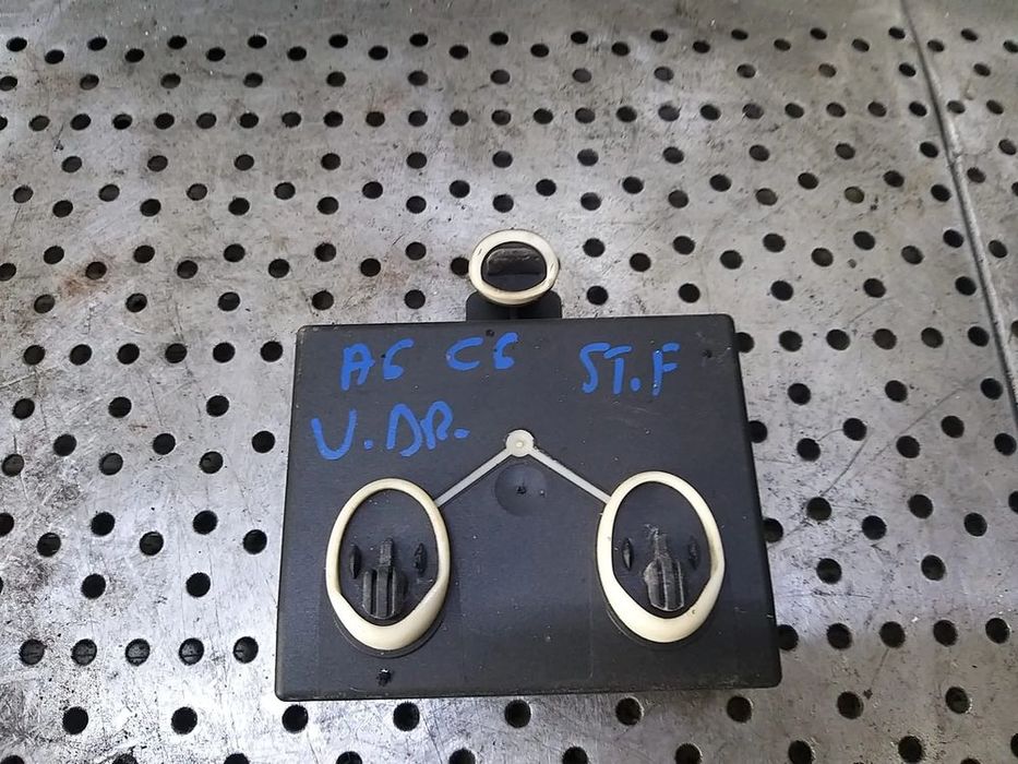Modul calculator usa stanga fata audi a6 c6 4f 4f0959792e