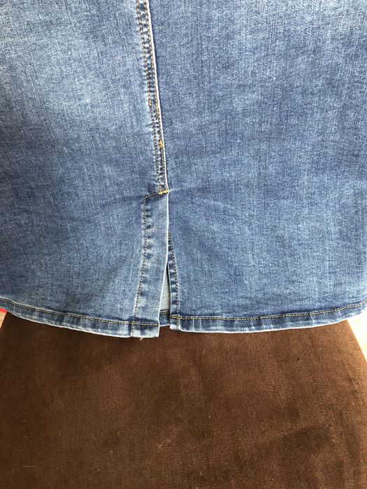 Продается джинсовая юбка.