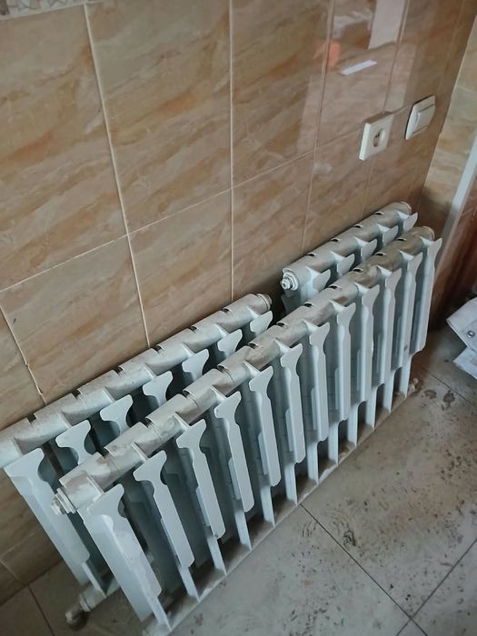 Продам батарей биметалл