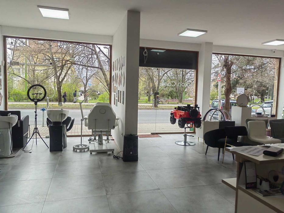 Отдавам помещение под наем