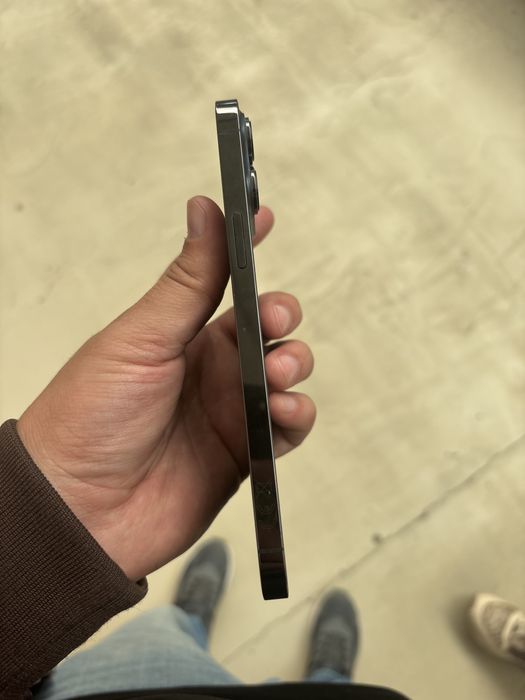 Продам iphone 13 pro max