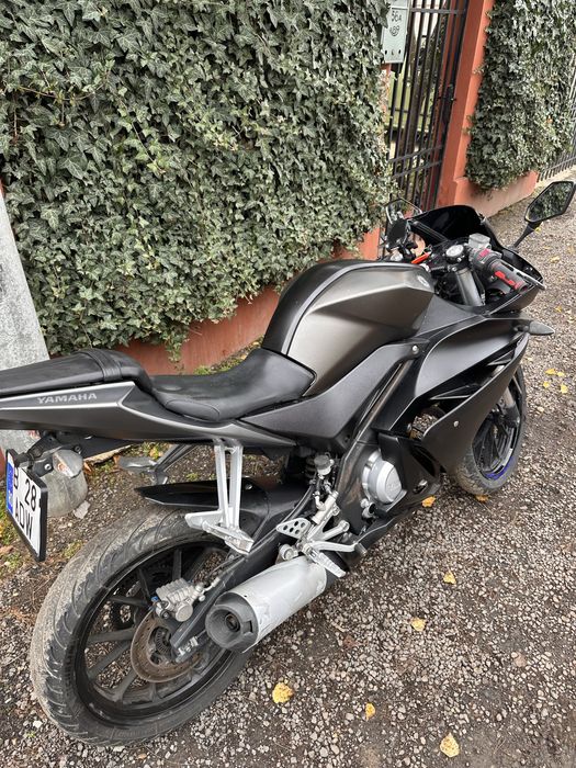 Moto Yamaha yzf r125