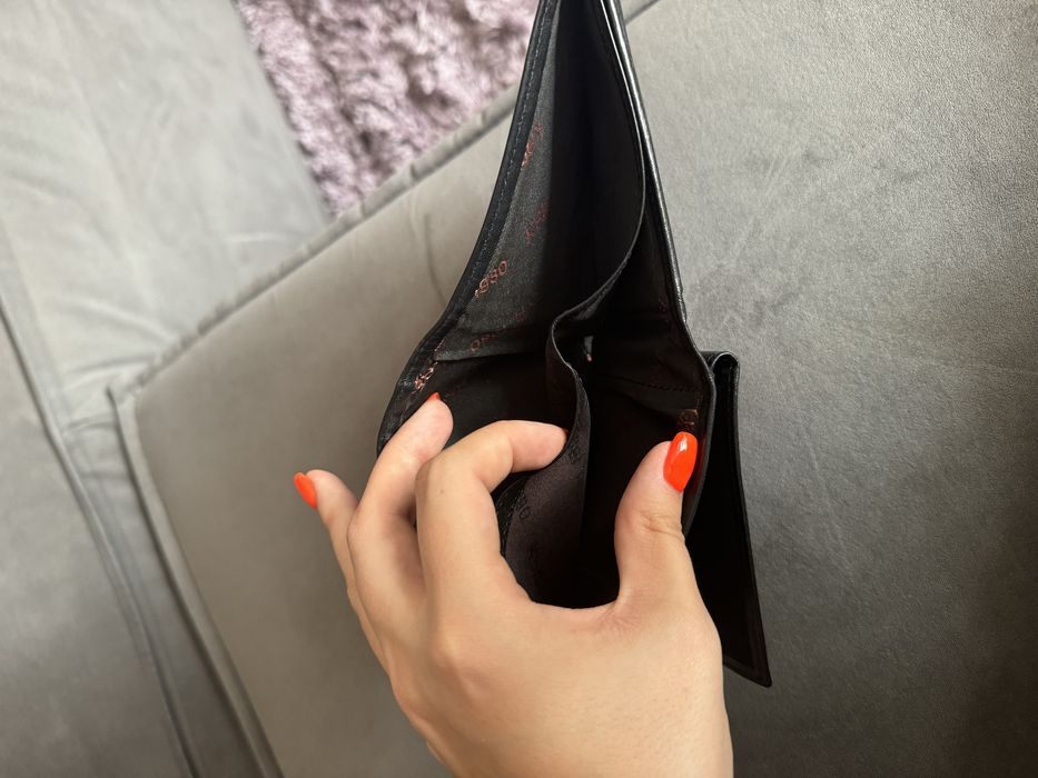 Продам Кожаное портмоне