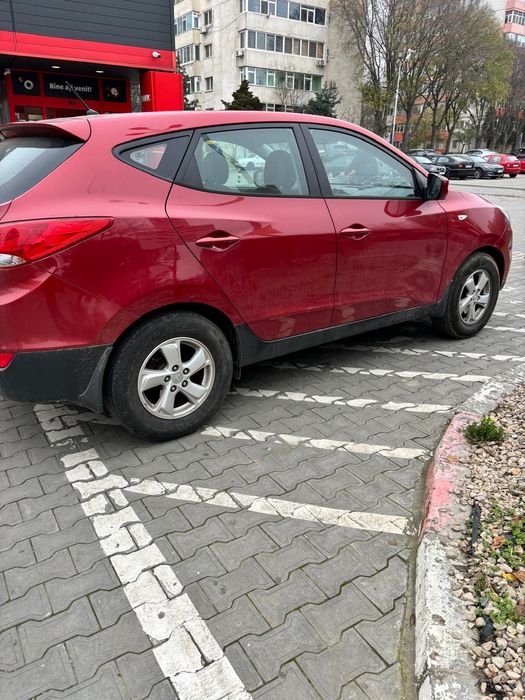 Particular , vand autoturizm Hiundai suv