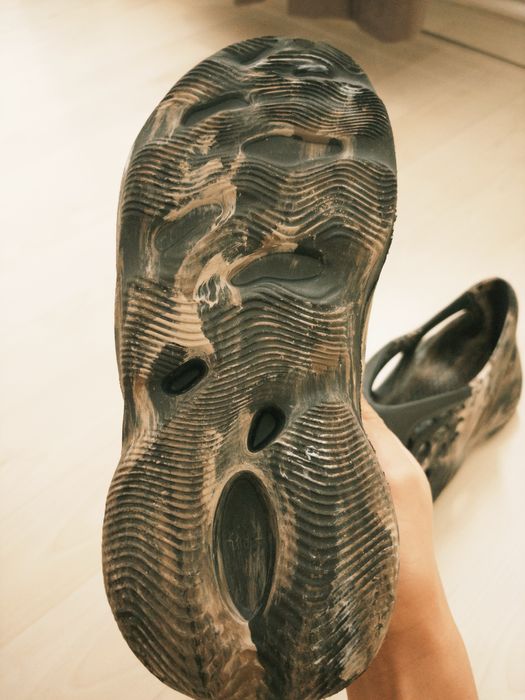 Yeezy Foam Rnnr