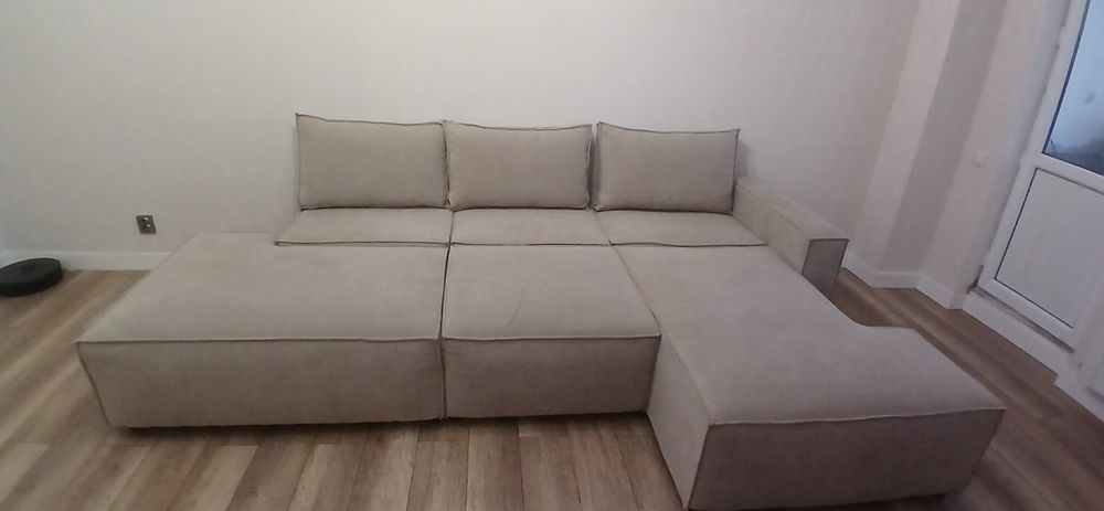Продам Диван в Хорошем состоянии