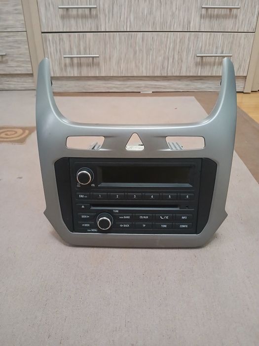 Родная магнитола Chevrolet Cobalt с Bluetooth и рамкой (Идеальное сост