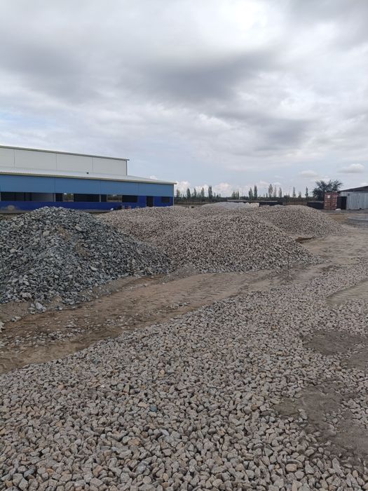 Щебёночный завод реализует гранитный  щебень!