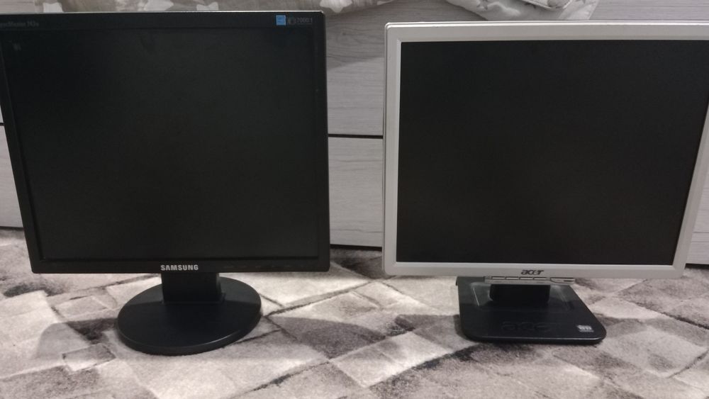 Компьютер с мониторами